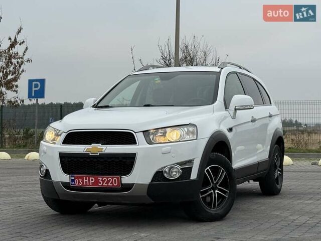 Белый Шевроле Каптива, объемом двигателя 2.2 л и пробегом 150 тыс. км за 12200 $, фото 13 на Automoto.ua