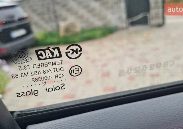 Белый Шевроле Каптива, объемом двигателя 2.2 л и пробегом 219 тыс. км за 9997 $, фото 1 на Automoto.ua