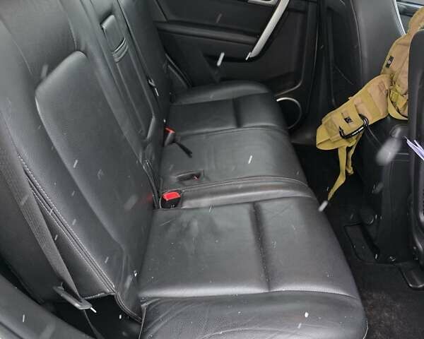 Белый Шевроле Каптива, объемом двигателя 2.2 л и пробегом 189 тыс. км за 11500 $, фото 6 на Automoto.ua