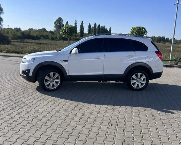 Білий Шевроле Каптіва, об'ємом двигуна 2.2 л та пробігом 221 тис. км за 11100 $, фото 7 на Automoto.ua