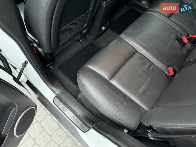 Белый Шевроле Каптива, объемом двигателя 2.2 л и пробегом 150 тыс. км за 12200 $, фото 32 на Automoto.ua