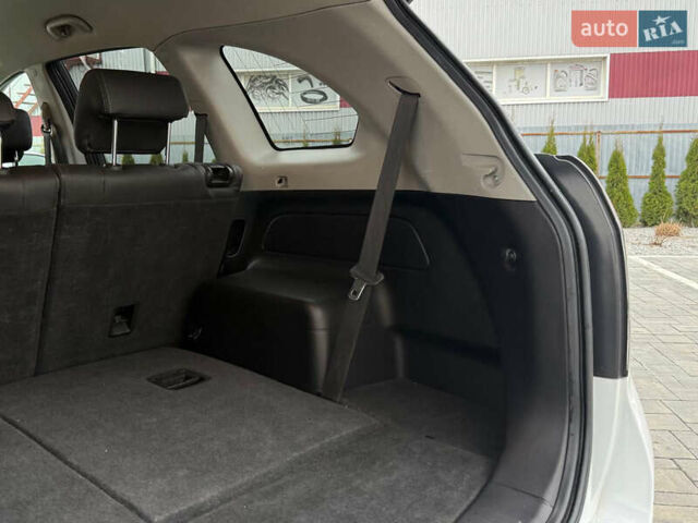 Белый Шевроле Каптива, объемом двигателя 2.2 л и пробегом 200 тыс. км за 11999 $, фото 48 на Automoto.ua