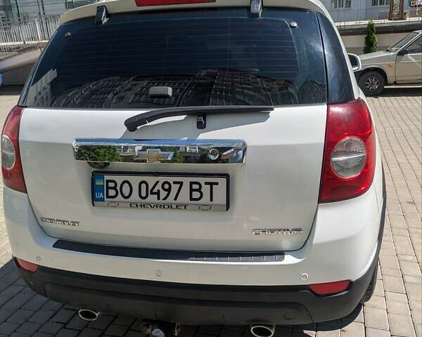 Білий Шевроле Каптіва, об'ємом двигуна 2.38 л та пробігом 170 тис. км за 9950 $, фото 45 на Automoto.ua