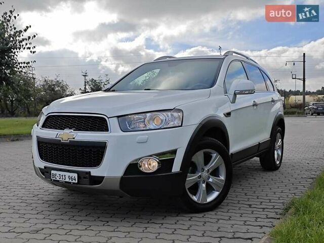 Белый Шевроле Каптива, объемом двигателя 2.2 л и пробегом 112 тыс. км за 13750 $, фото 115 на Automoto.ua