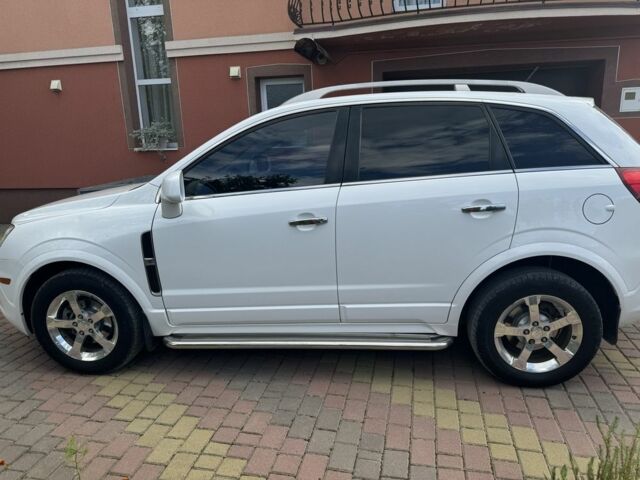 Белый Шевроле Каптива, объемом двигателя 3 л и пробегом 137 тыс. км за 9500 $, фото 2 на Automoto.ua