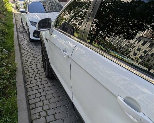 Білий Шевроле Каптіва, об'ємом двигуна 2.38 л та пробігом 170 тис. км за 9950 $, фото 3 на Automoto.ua