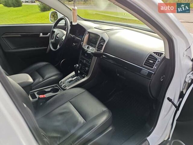 Белый Шевроле Каптива, объемом двигателя 2.2 л и пробегом 112 тыс. км за 13750 $, фото 73 на Automoto.ua