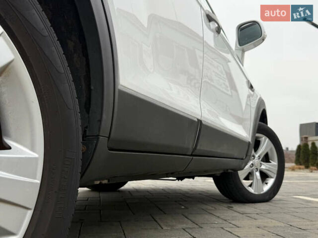 Белый Шевроле Каптива, объемом двигателя 2.2 л и пробегом 200 тыс. км за 11999 $, фото 12 на Automoto.ua
