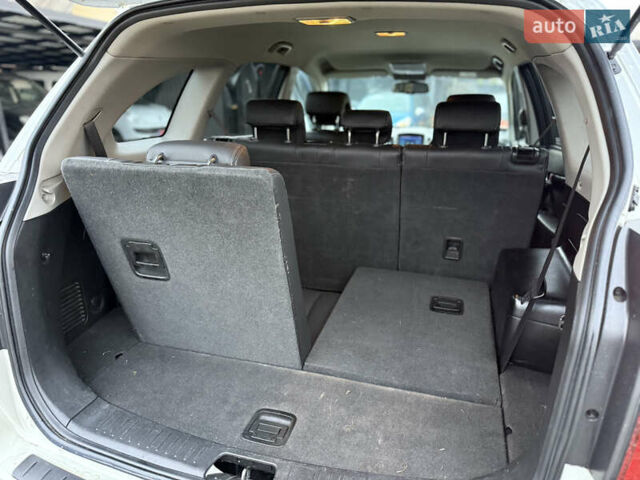 Білий Шевроле Каптіва, об'ємом двигуна 2.23 л та пробігом 215 тис. км за 9250 $, фото 11 на Automoto.ua