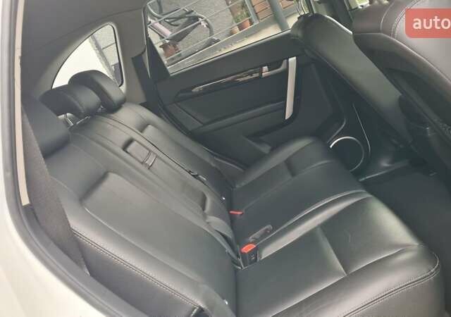 Белый Шевроле Каптива, объемом двигателя 2.2 л и пробегом 219 тыс. км за 9997 $, фото 37 на Automoto.ua