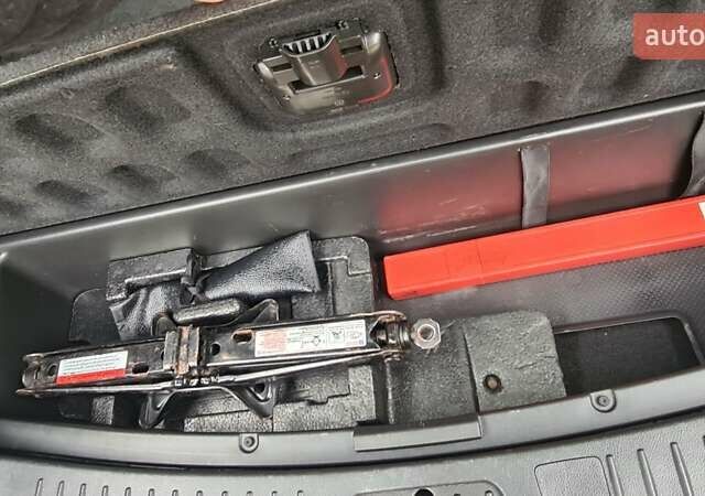 Белый Шевроле Каптива, объемом двигателя 2.2 л и пробегом 219 тыс. км за 9997 $, фото 17 на Automoto.ua