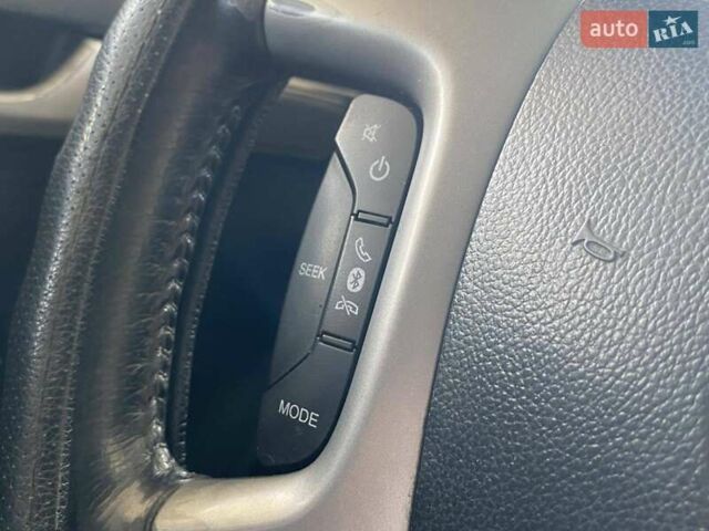 Білий Шевроле Каптіва, об'ємом двигуна 2.23 л та пробігом 173 тис. км за 9600 $, фото 33 на Automoto.ua