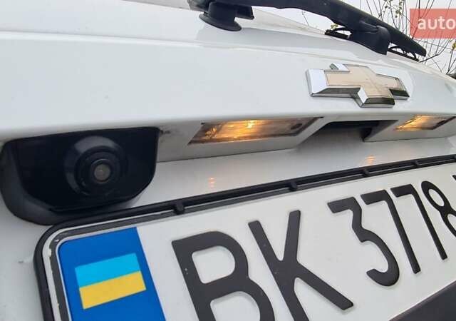 Белый Шевроле Каптива, объемом двигателя 2.2 л и пробегом 219 тыс. км за 9997 $, фото 34 на Automoto.ua