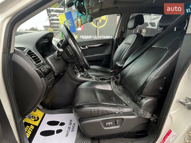 Белый Шевроле Каптива, объемом двигателя 2.23 л и пробегом 115 тыс. км за 9650 $, фото 11 на Automoto.ua