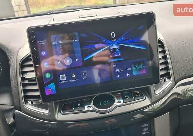 Белый Шевроле Каптива, объемом двигателя 2.2 л и пробегом 219 тыс. км за 9997 $, фото 8 на Automoto.ua