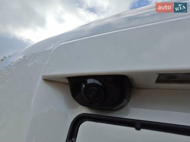 Белый Шевроле Каптива, объемом двигателя 2.2 л и пробегом 112 тыс. км за 13750 $, фото 47 на Automoto.ua