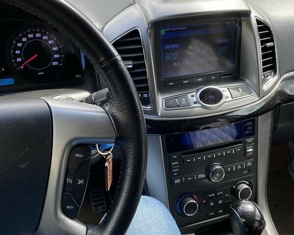 Білий Шевроле Каптіва, об'ємом двигуна 3 л та пробігом 95 тис. км за 12500 $, фото 18 на Automoto.ua