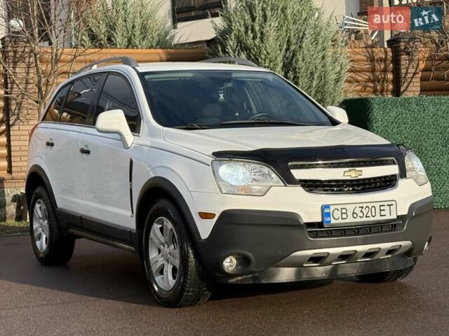 Белый Шевроле Каптива, объемом двигателя 2.38 л и пробегом 220 тыс. км за 8900 $, фото 12 на Automoto.ua