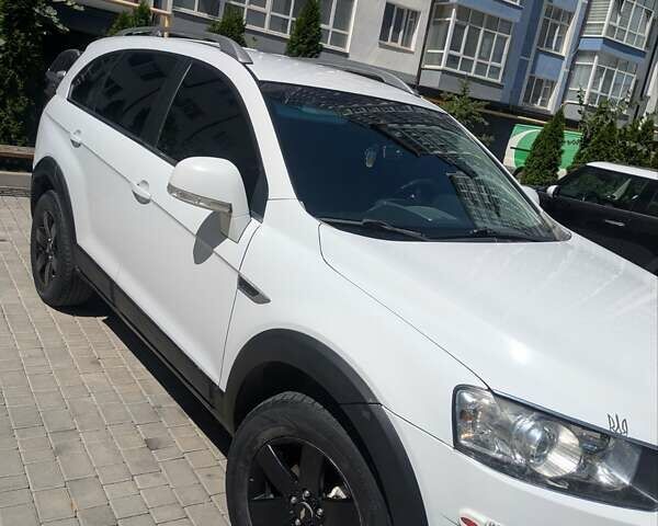 Білий Шевроле Каптіва, об'ємом двигуна 2.38 л та пробігом 170 тис. км за 9950 $, фото 16 на Automoto.ua