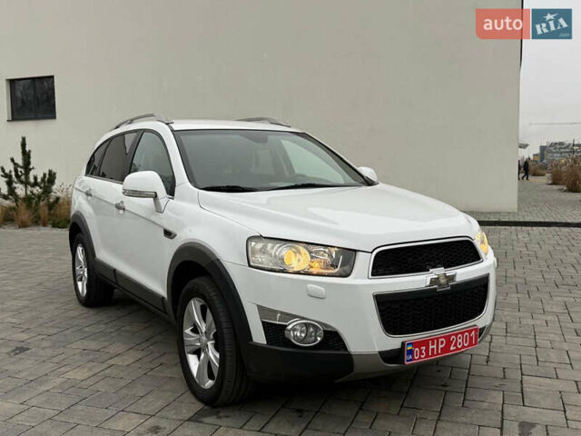 Белый Шевроле Каптива, объемом двигателя 2.2 л и пробегом 200 тыс. км за 11999 $, фото 21 на Automoto.ua