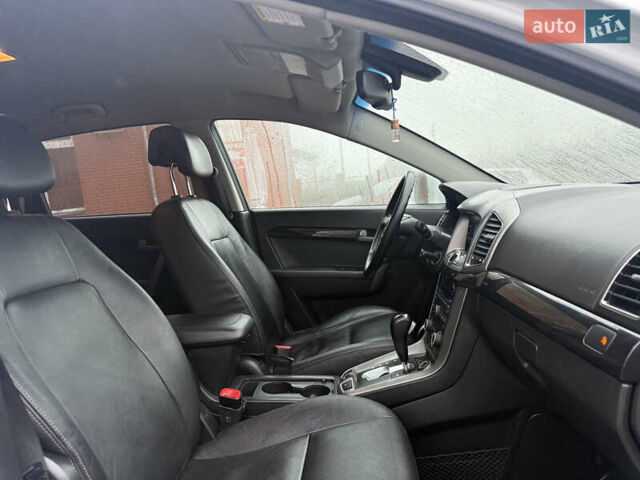 Белый Шевроле Каптива, объемом двигателя 2.2 л и пробегом 158 тыс. км за 11000 $, фото 15 на Automoto.ua