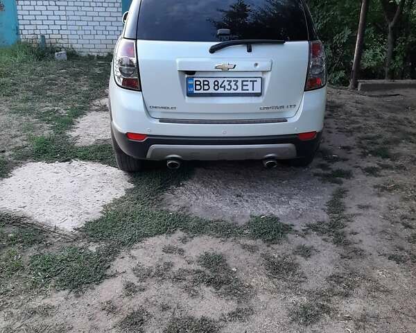 Білий Шевроле Каптіва, об'ємом двигуна 3 л та пробігом 95 тис. км за 12500 $, фото 8 на Automoto.ua