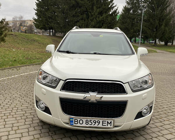 Белый Шевроле Каптива, объемом двигателя 2.23 л и пробегом 174 тыс. км за 9999 $, фото 5 на Automoto.ua