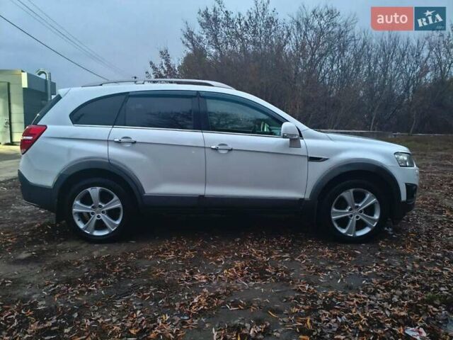 Белый Шевроле Каптива, объемом двигателя 2.23 л и пробегом 180 тыс. км за 14200 $, фото 16 на Automoto.ua