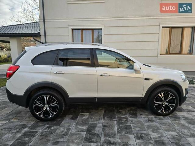 Белый Шевроле Каптива, объемом двигателя 2.2 л и пробегом 205 тыс. км за 11900 $, фото 10 на Automoto.ua