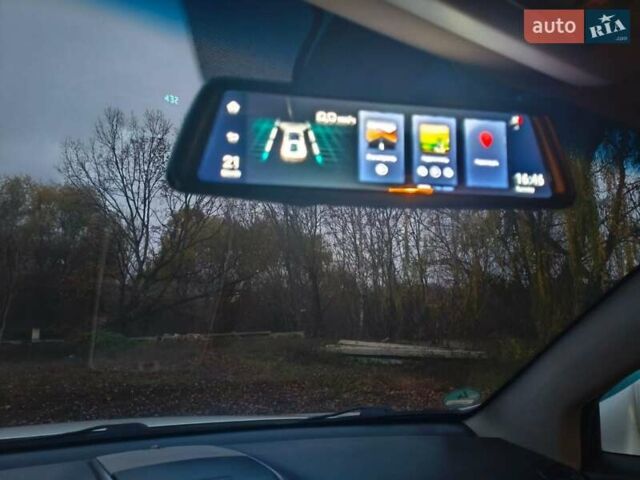 Белый Шевроле Каптива, объемом двигателя 2.23 л и пробегом 180 тыс. км за 14200 $, фото 4 на Automoto.ua