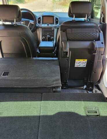 Білий Шевроле Каптіва, об'ємом двигуна 2.38 л та пробігом 250 тис. км за 11700 $, фото 5 на Automoto.ua