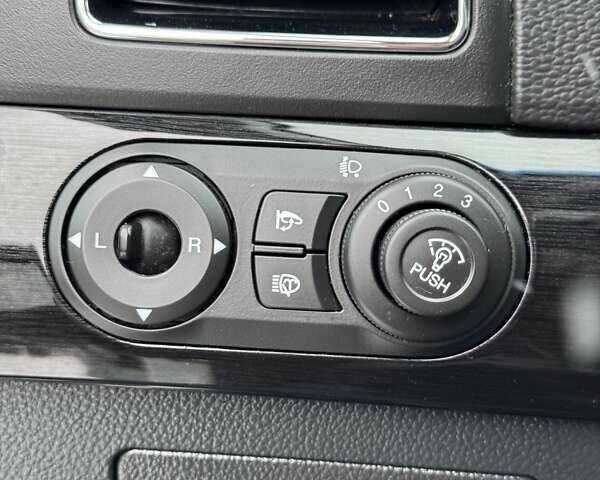 Белый Шевроле Каптива, объемом двигателя 2.2 л и пробегом 87 тыс. км за 12800 $, фото 33 на Automoto.ua