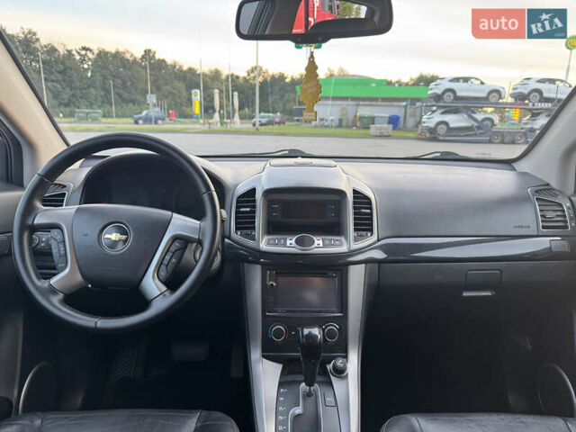 Білий Шевроле Каптіва, об'ємом двигуна 2.23 л та пробігом 211 тис. км за 12200 $, фото 41 на Automoto.ua