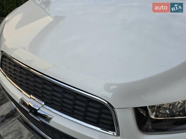 Белый Шевроле Каптива, объемом двигателя 2.2 л и пробегом 205 тыс. км за 11900 $, фото 50 на Automoto.ua