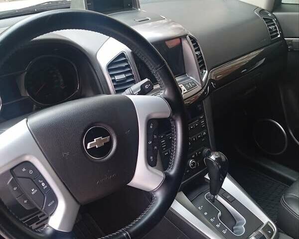 Білий Шевроле Каптіва, об'ємом двигуна 2.2 л та пробігом 207 тис. км за 12000 $, фото 7 на Automoto.ua