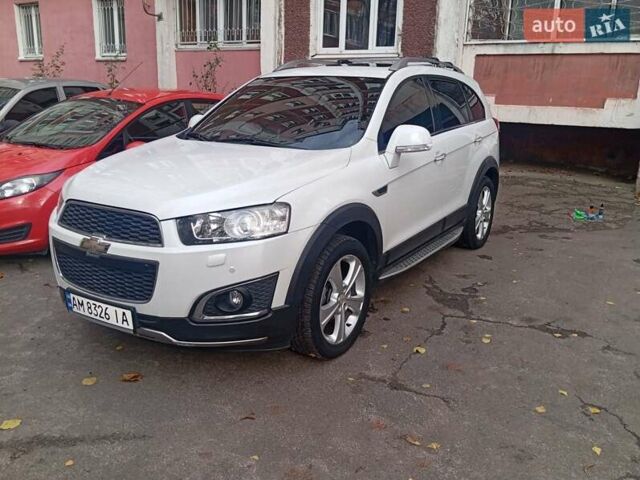 Білий Шевроле Каптіва, об'ємом двигуна 2.2 л та пробігом 207 тис. км за 12000 $, фото 5 на Automoto.ua