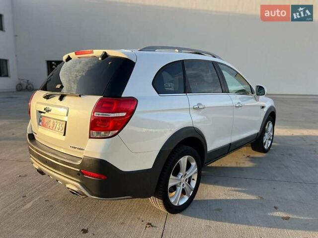 Белый Шевроле Каптива, объемом двигателя 2.2 л и пробегом 187 тыс. км за 12900 $, фото 10 на Automoto.ua