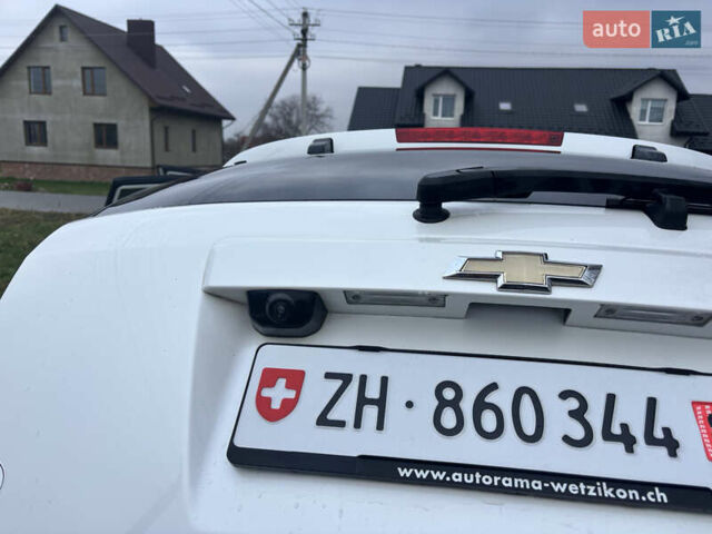 Белый Шевроле Каптива, объемом двигателя 2.2 л и пробегом 167 тыс. км за 12600 $, фото 19 на Automoto.ua