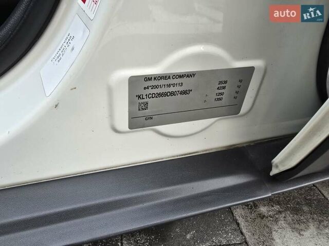 Белый Шевроле Каптива, объемом двигателя 2.2 л и пробегом 205 тыс. км за 11900 $, фото 17 на Automoto.ua
