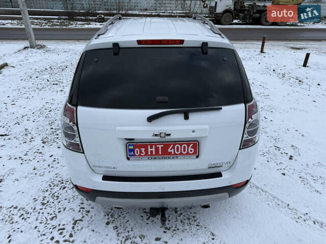 Белый Шевроле Каптива, объемом двигателя 2.2 л и пробегом 142 тыс. км за 12300 $, фото 20 на Automoto.ua