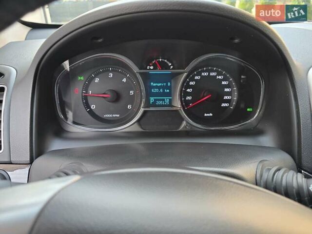 Белый Шевроле Каптива, объемом двигателя 2.2 л и пробегом 205 тыс. км за 11900 $, фото 19 на Automoto.ua