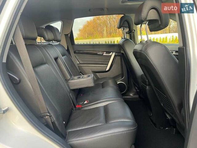 Белый Шевроле Каптива, объемом двигателя 2.2 л и пробегом 187 тыс. км за 12900 $, фото 24 на Automoto.ua