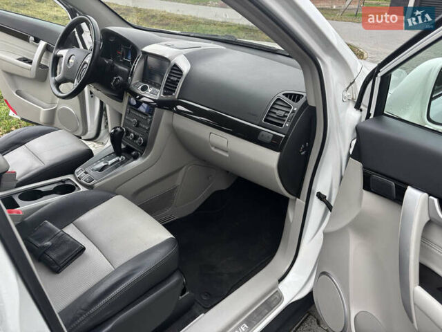 Белый Шевроле Каптива, объемом двигателя 2.2 л и пробегом 167 тыс. км за 12600 $, фото 21 на Automoto.ua