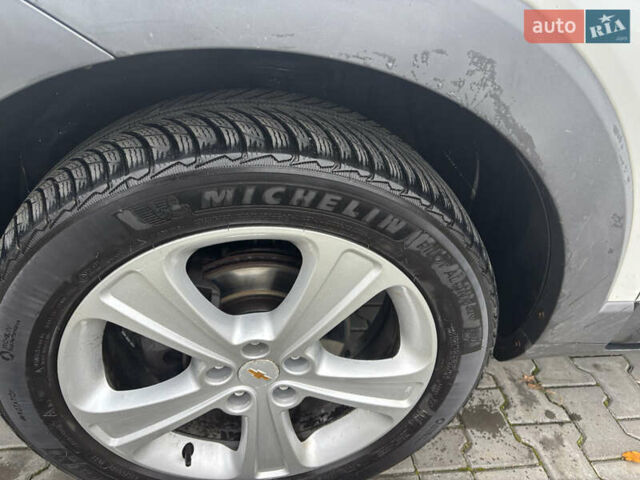 Белый Шевроле Каптива, объемом двигателя 2.2 л и пробегом 167 тыс. км за 12600 $, фото 9 на Automoto.ua