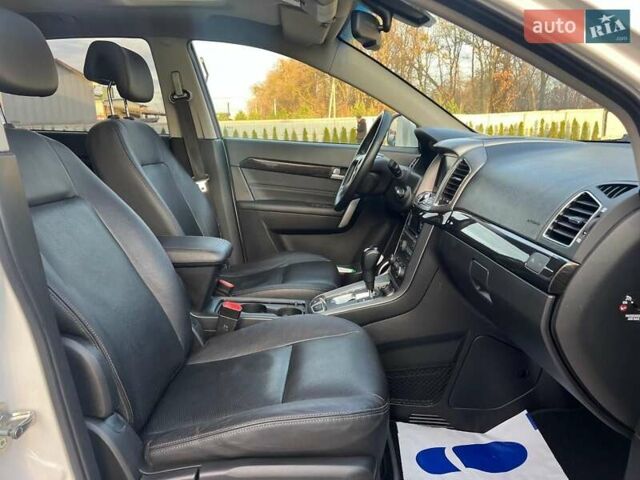 Белый Шевроле Каптива, объемом двигателя 2.2 л и пробегом 187 тыс. км за 12900 $, фото 22 на Automoto.ua