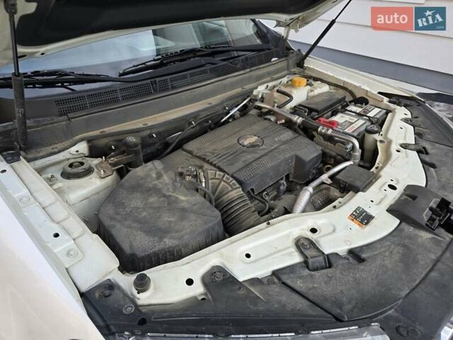 Белый Шевроле Каптива, объемом двигателя 2.2 л и пробегом 205 тыс. км за 11900 $, фото 47 на Automoto.ua