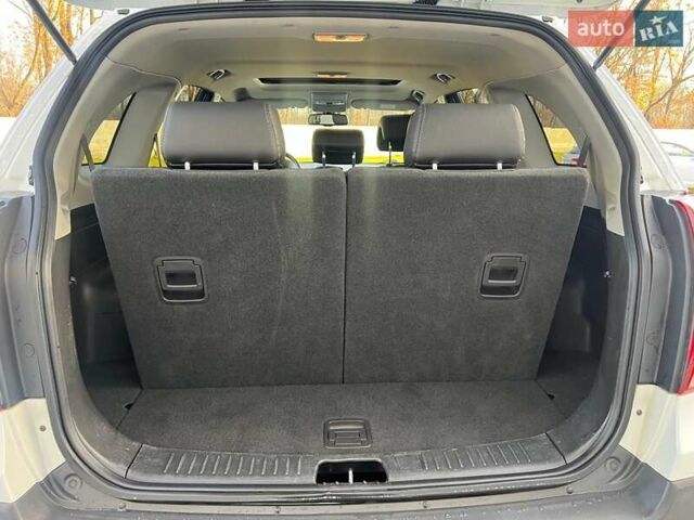 Белый Шевроле Каптива, объемом двигателя 2.2 л и пробегом 187 тыс. км за 12900 $, фото 20 на Automoto.ua