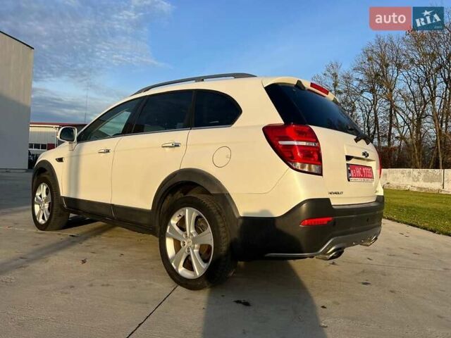 Белый Шевроле Каптива, объемом двигателя 2.2 л и пробегом 187 тыс. км за 12900 $, фото 9 на Automoto.ua