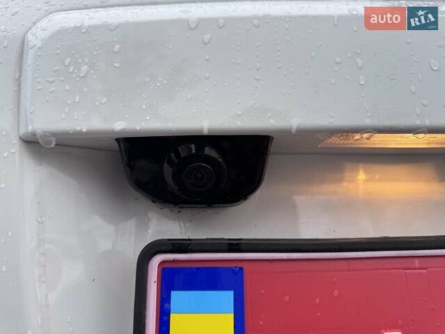 Белый Шевроле Каптива, объемом двигателя 2.2 л и пробегом 87 тыс. км за 12800 $, фото 37 на Automoto.ua