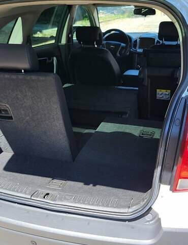 Білий Шевроле Каптіва, об'ємом двигуна 2.38 л та пробігом 250 тис. км за 11700 $, фото 15 на Automoto.ua